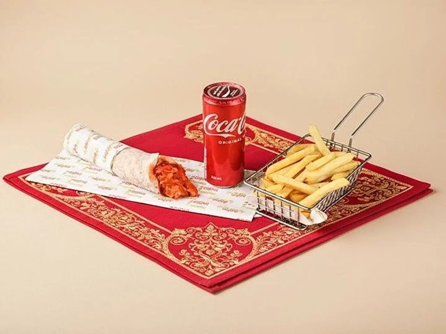 وجبة ساندويتش تكا دجاج