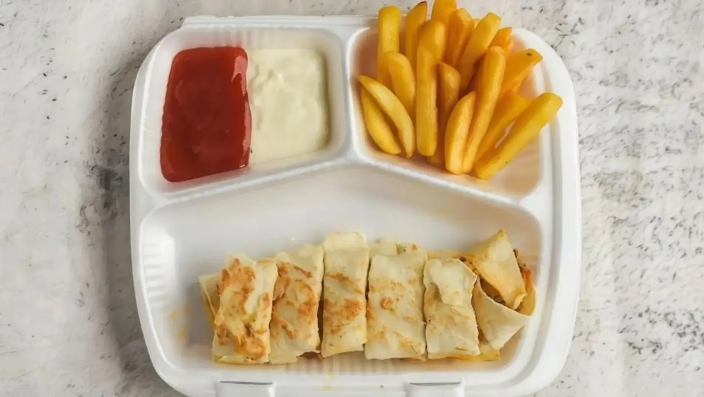 شاورما عربي صغير بالجبنة