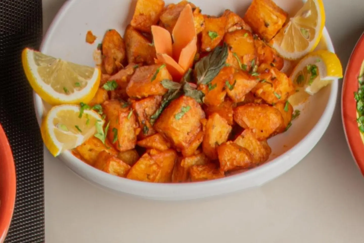 مكعبات بطاطا حاره