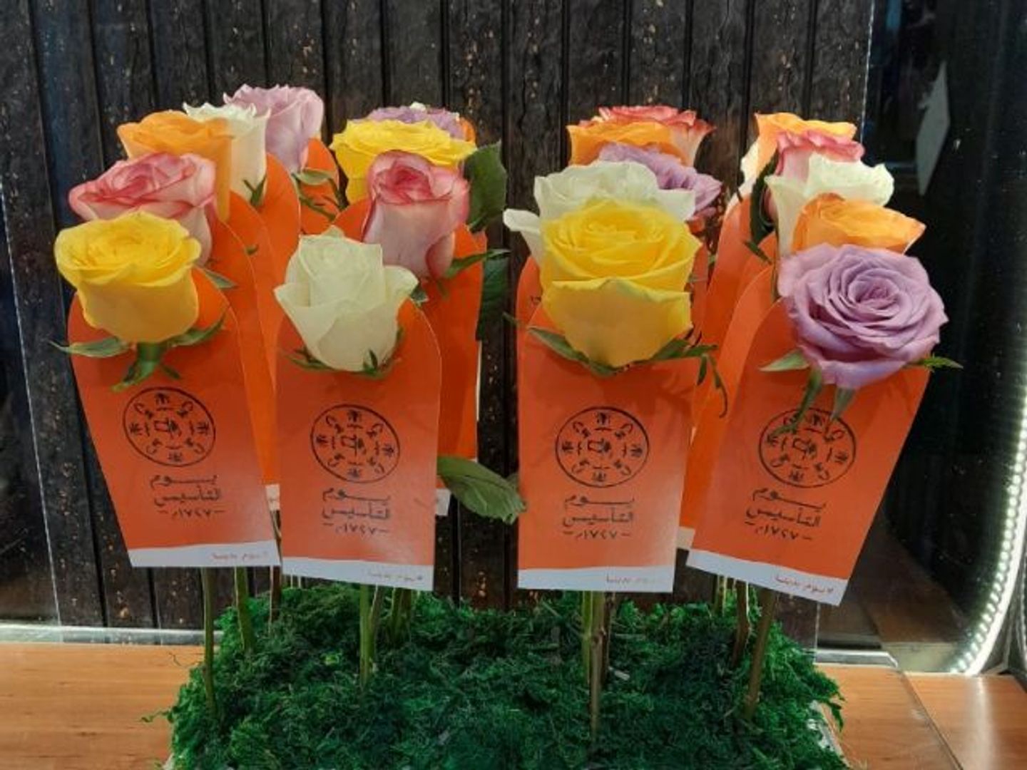 Foundation Flower Distribution Tray