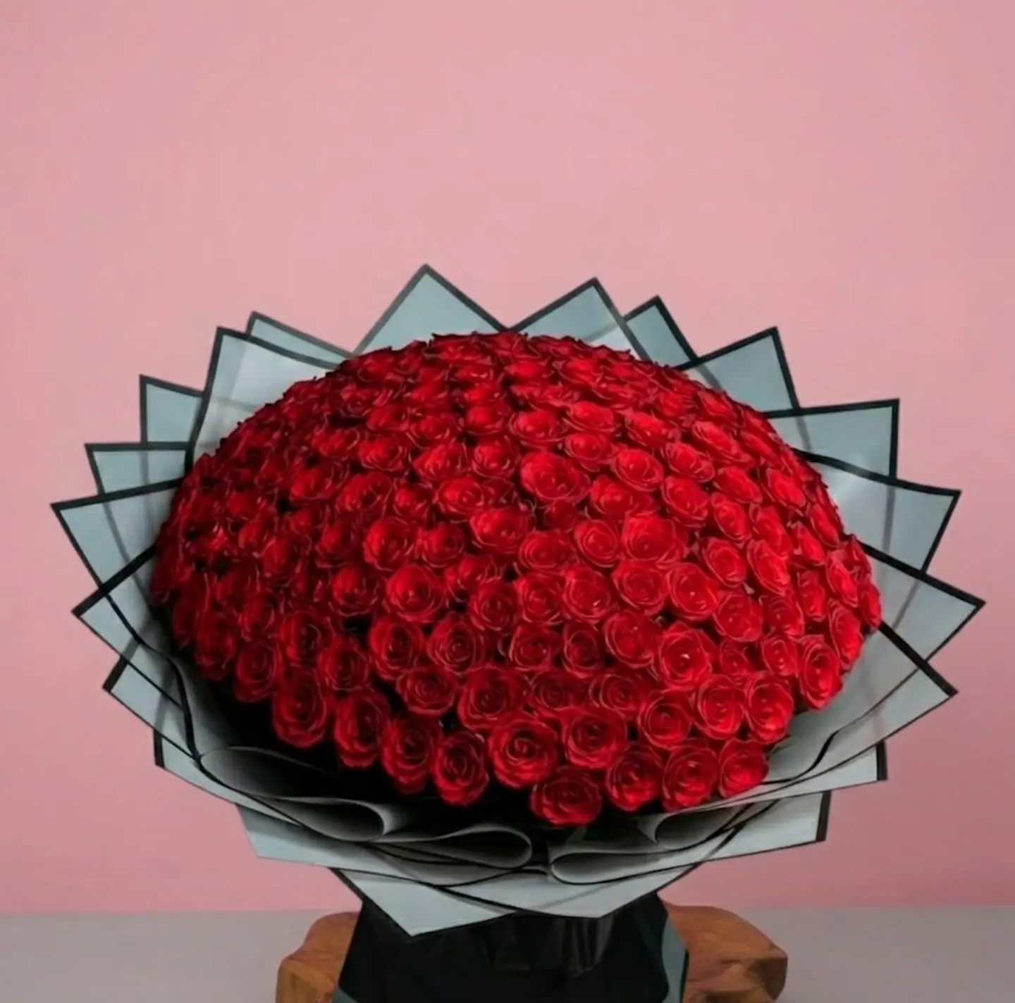 Mega Red Roses Bouquet