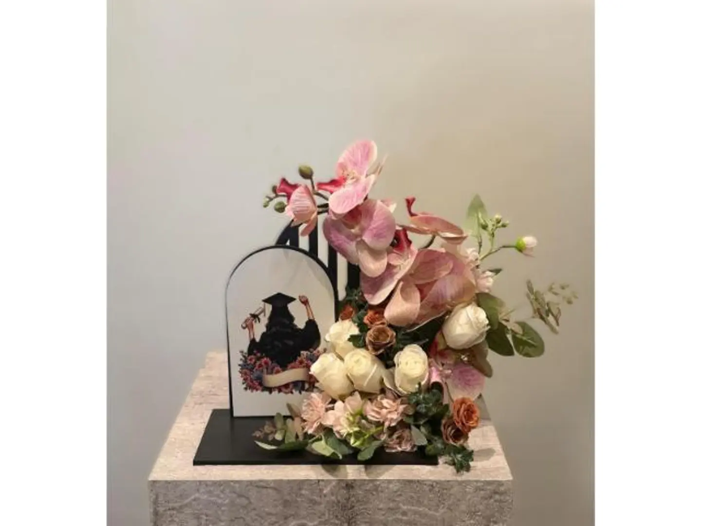 باقة ورد التخرج أكريلك١