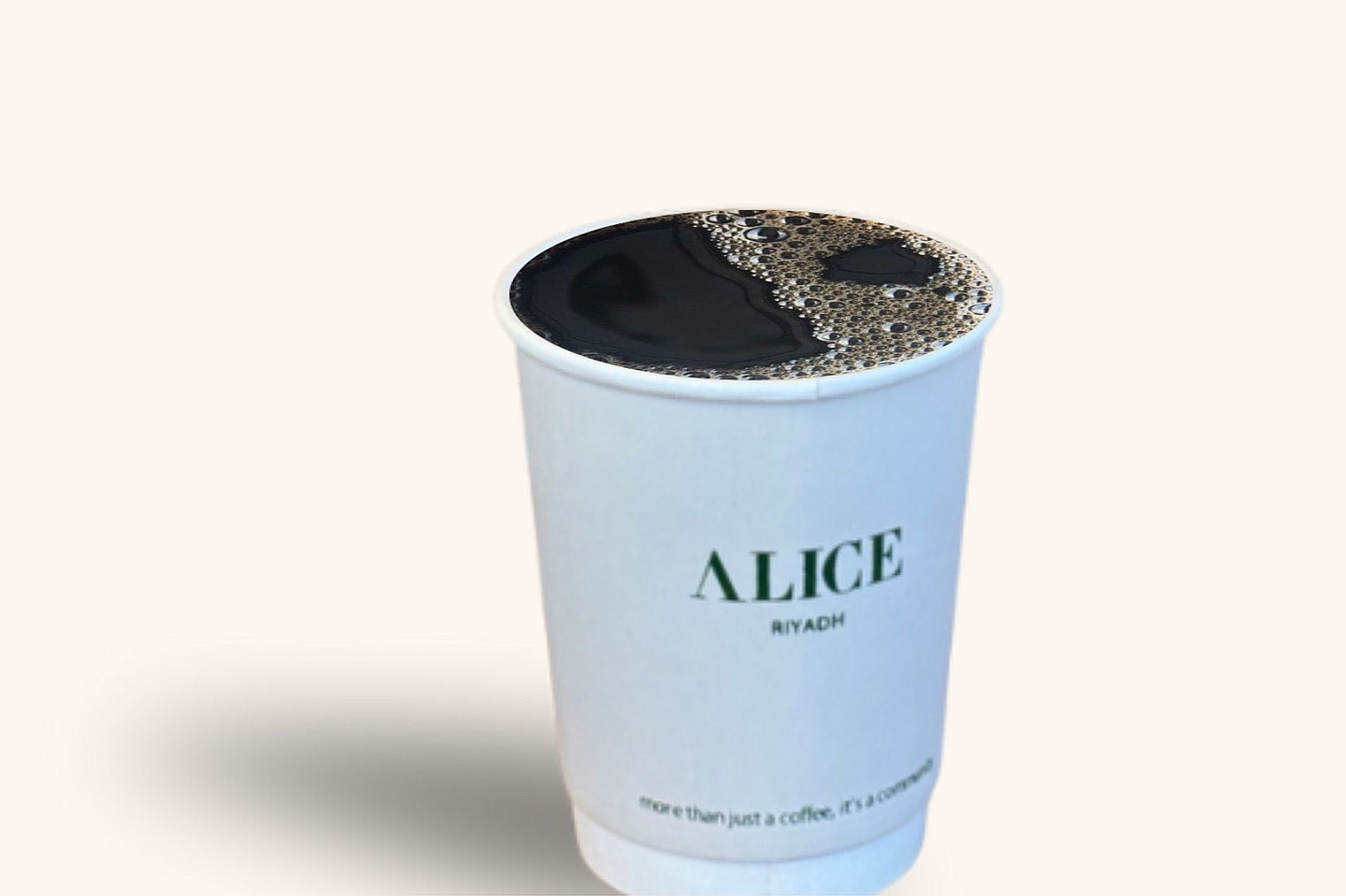 قهوة اليوم حار ،كبير