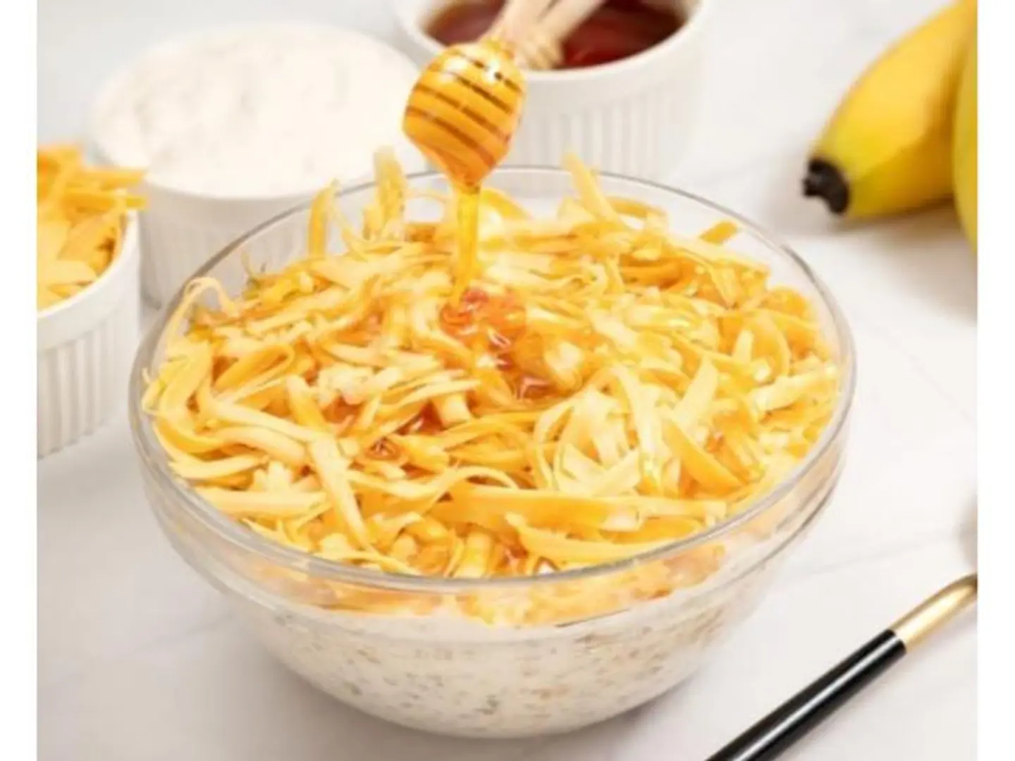 Masoub With Cheese And Honey