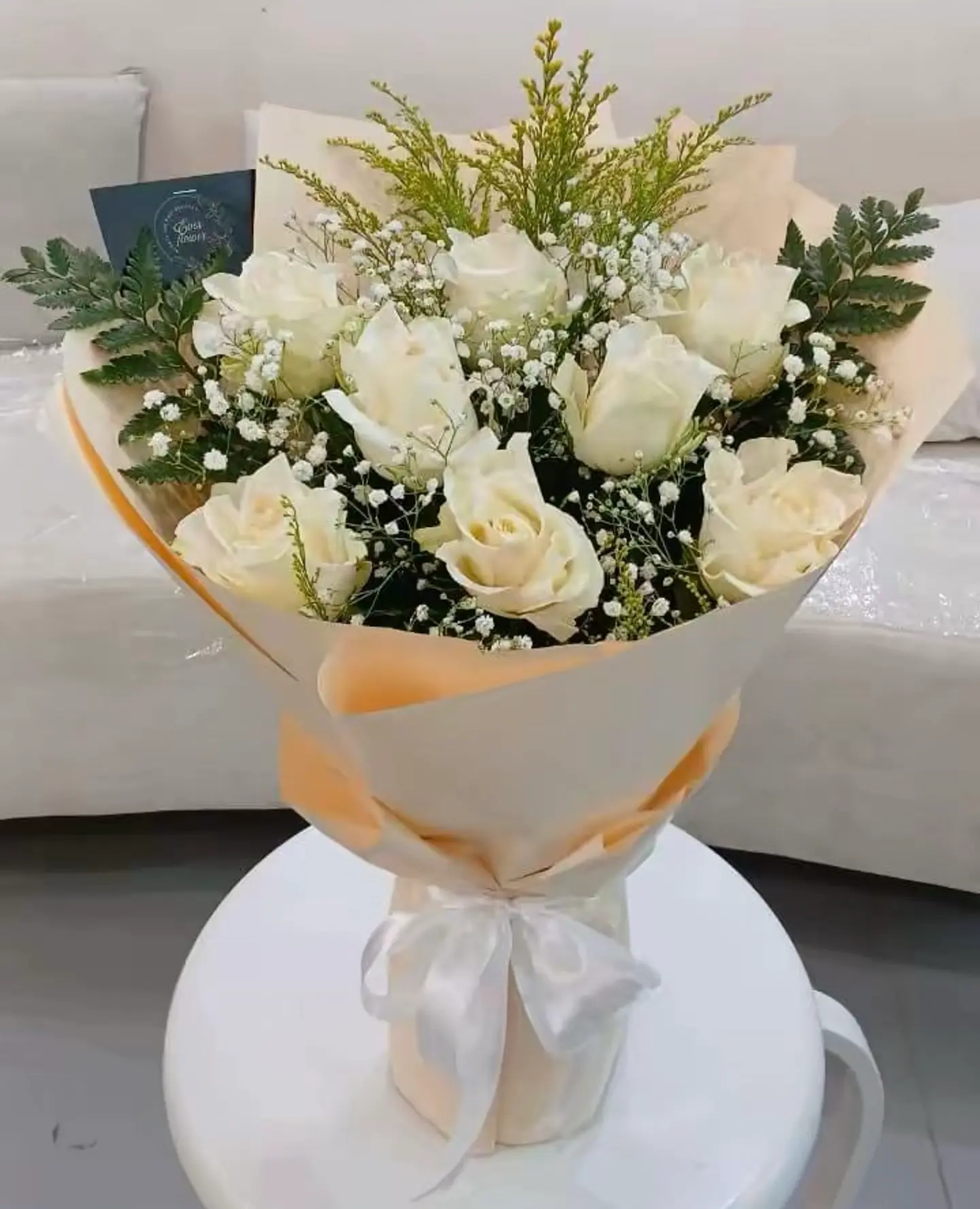 رقة المشاعر والورود بعبير التقدير الواضح