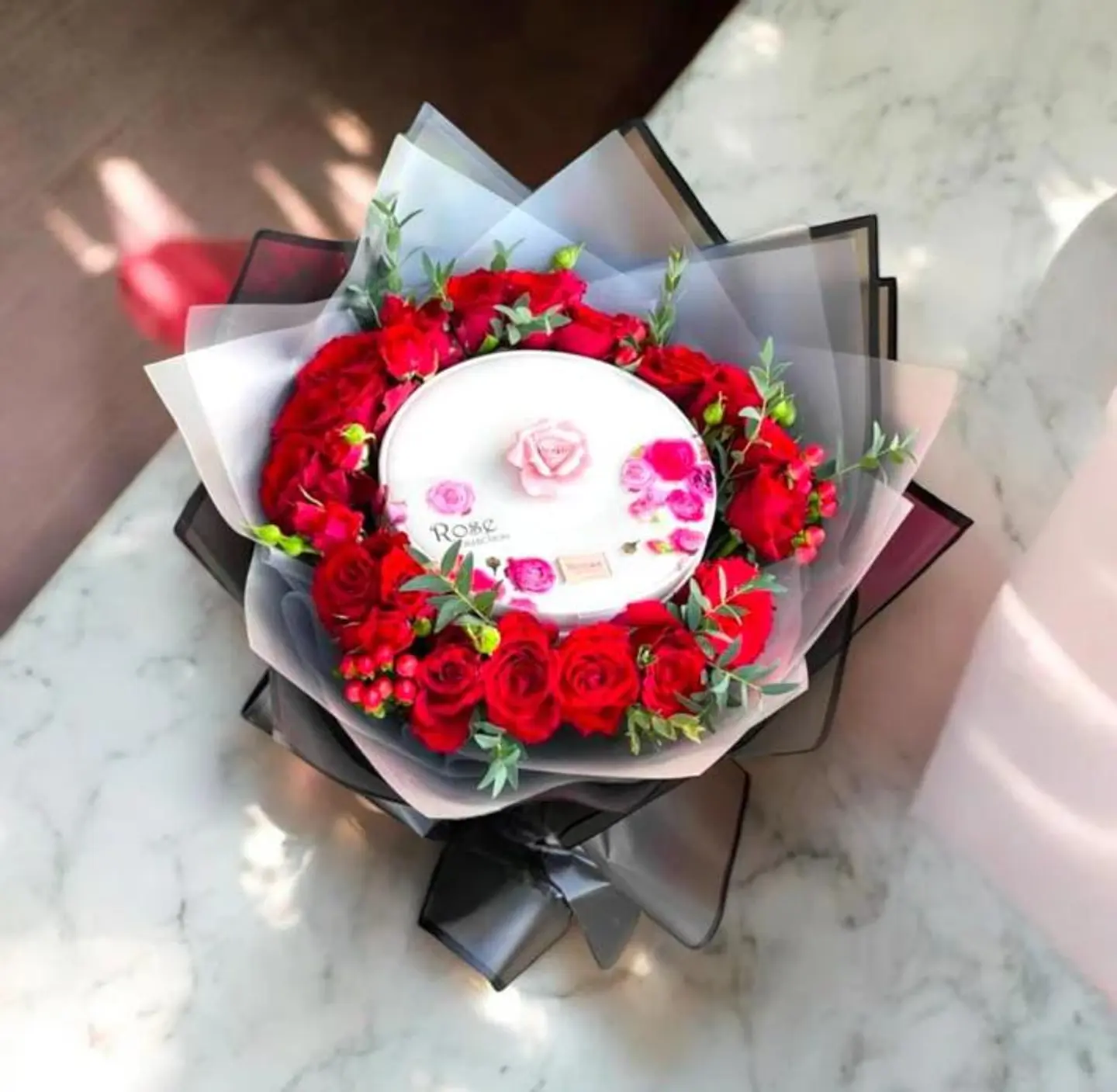 تنسيق ورد مع شوكلاتة بستاني 19