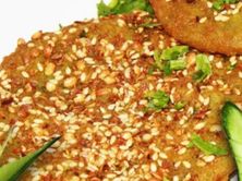 ساندوتش طعمية مع حمص