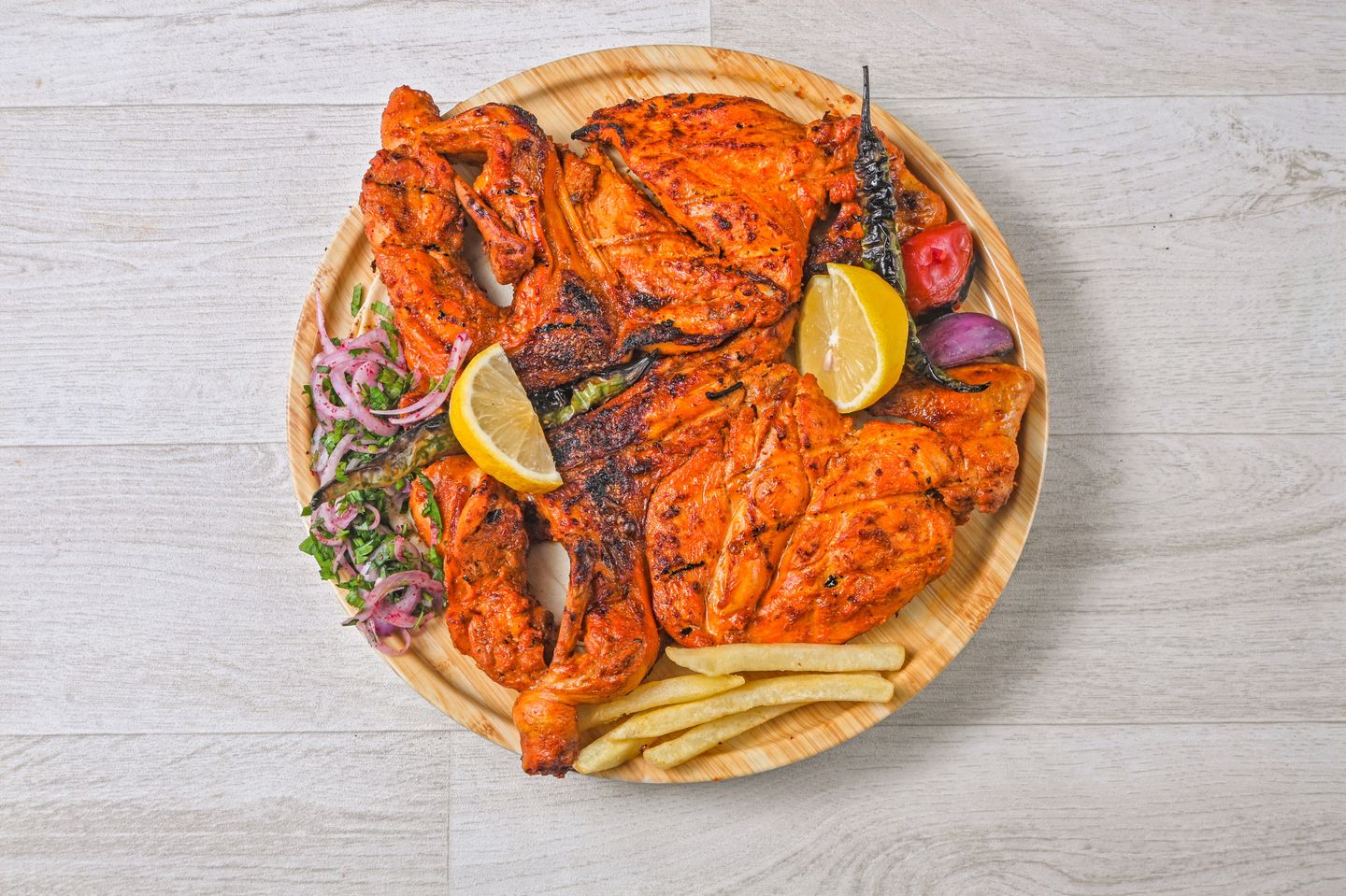 حبة دجاج على  الفحم سادة