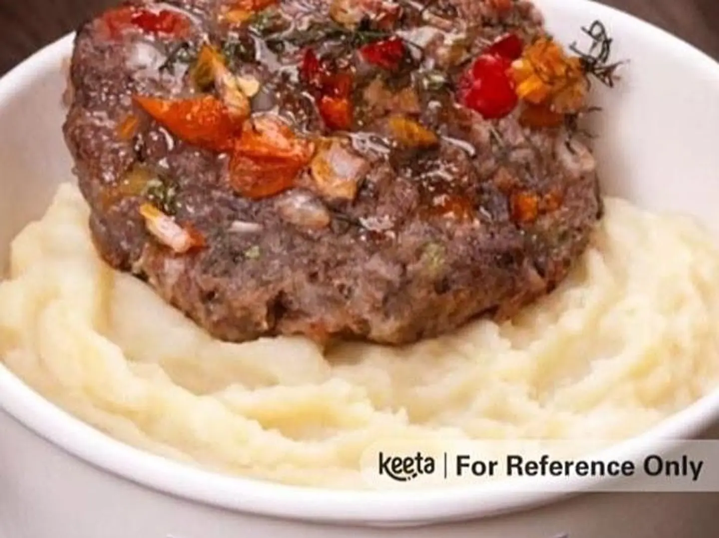 كفتة لحم بقري بالفرن مع بطاطس مهروسة