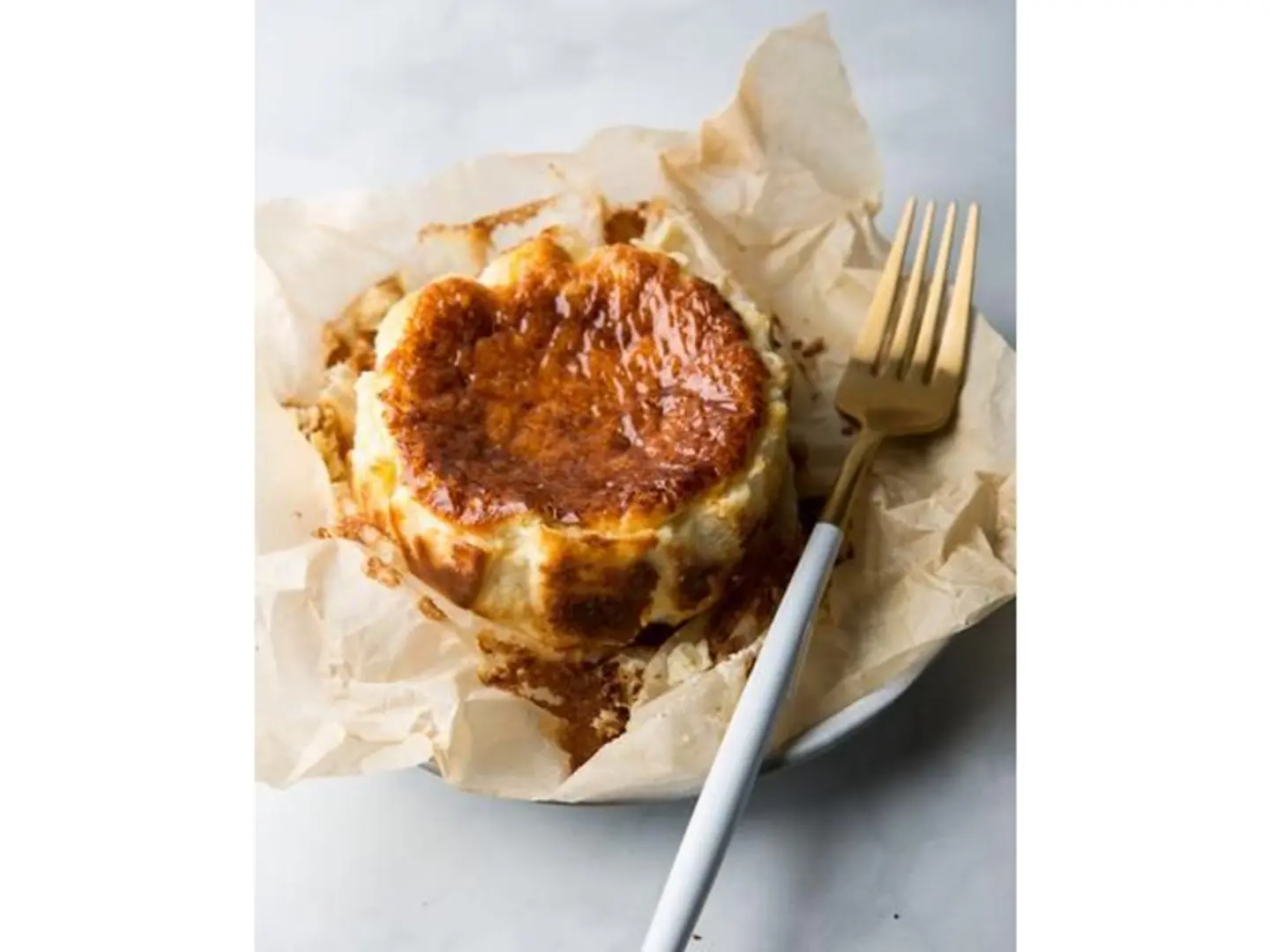 تشيز كيك الباسك المحروقة