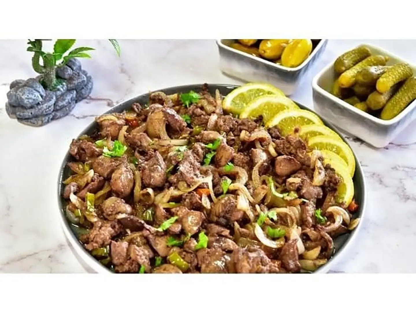 صحن مشكل تقاطيع