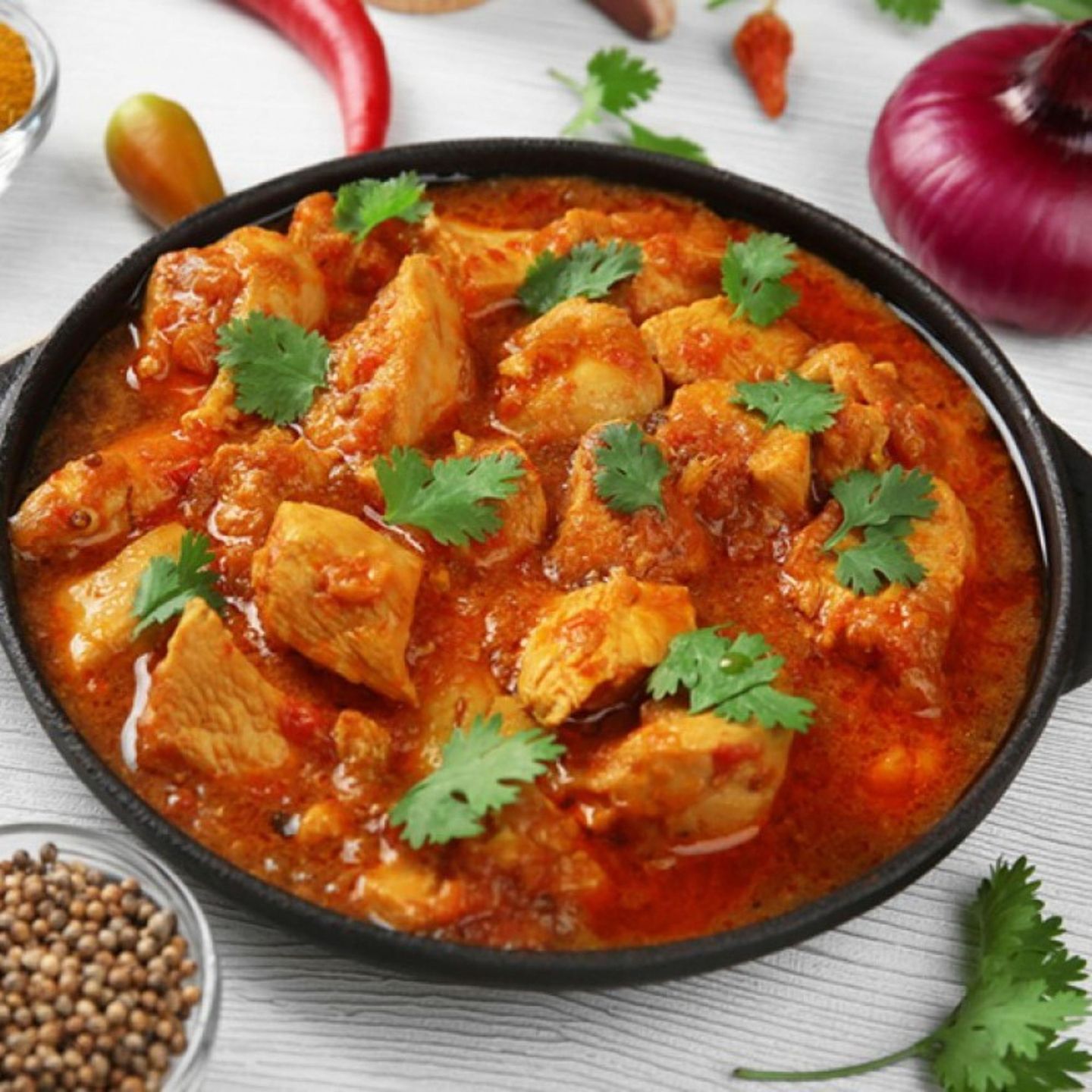 دجاج بالكاري (بونلس)