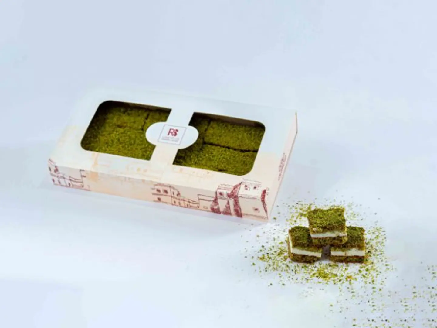 بسبوسة الفستق بالقشطة - كيلو بسبوسة الفستق بالقشطة