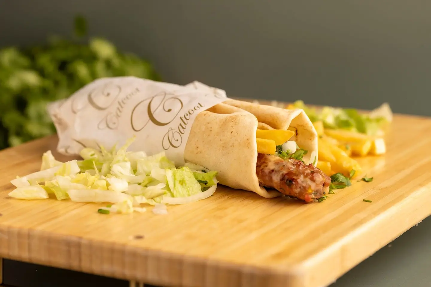 ساندويتش كباب لحم