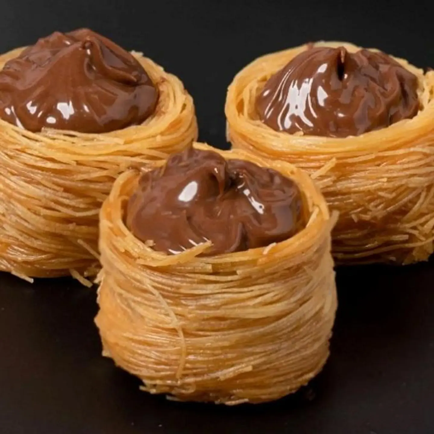 Ash Albulbul With Cream