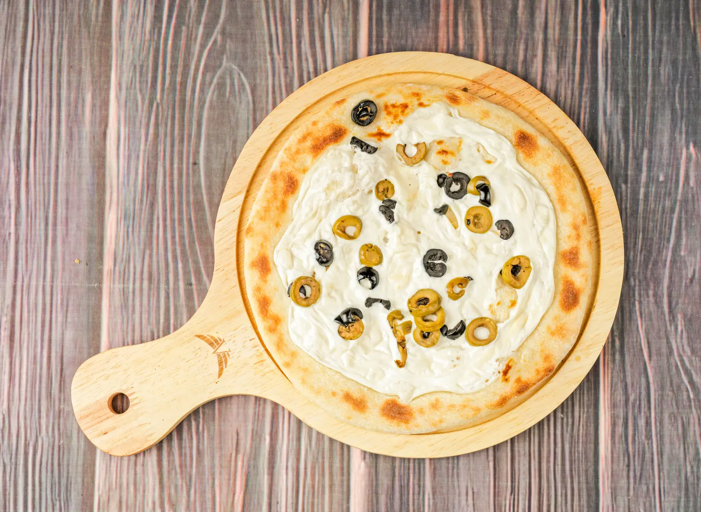 Labneh With Olives Manqusha