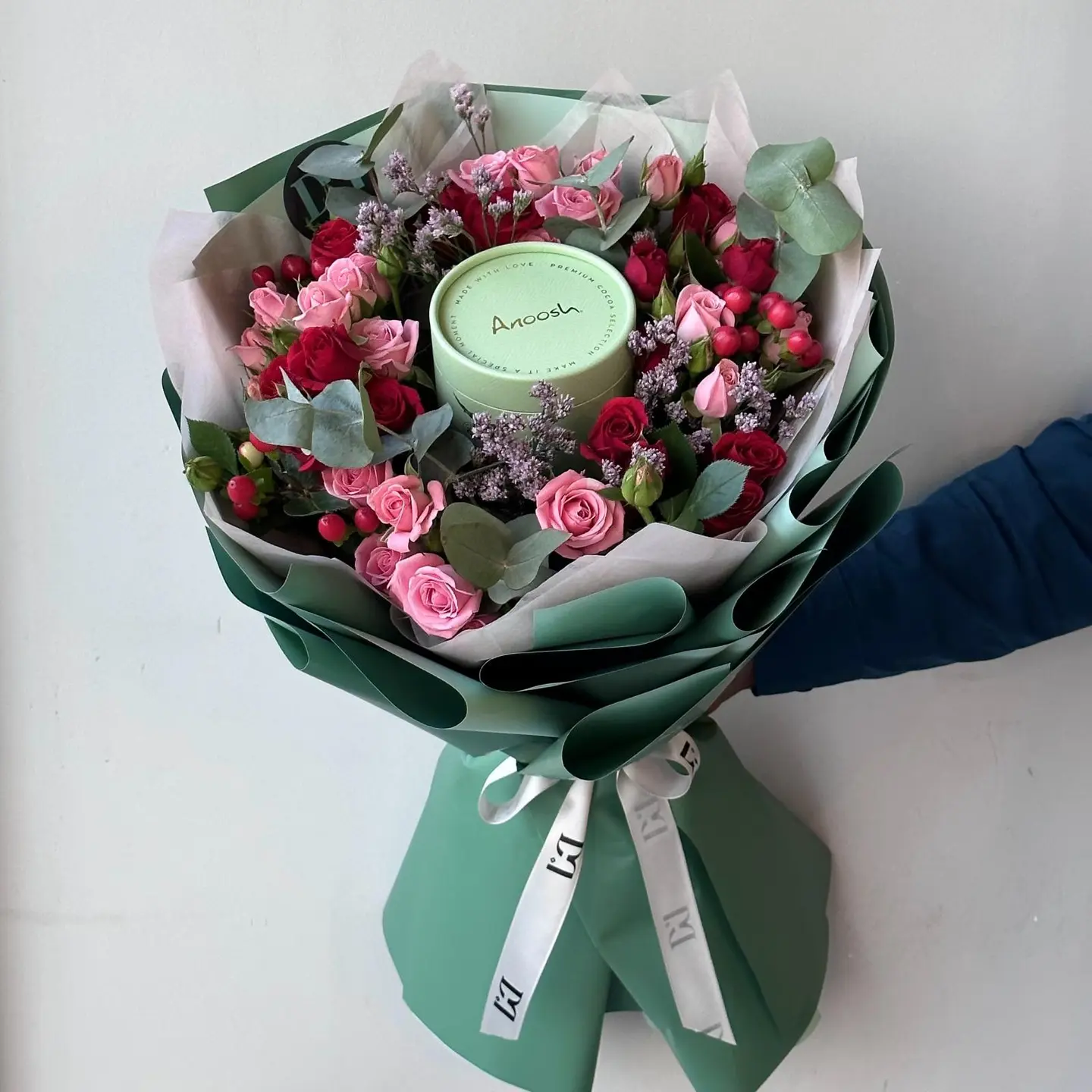 حلاوة انوش أحببتك واخترتك وفضلتك على كل الخلق، أيعقل أن أرجع بعد ذلك للوراء؟.