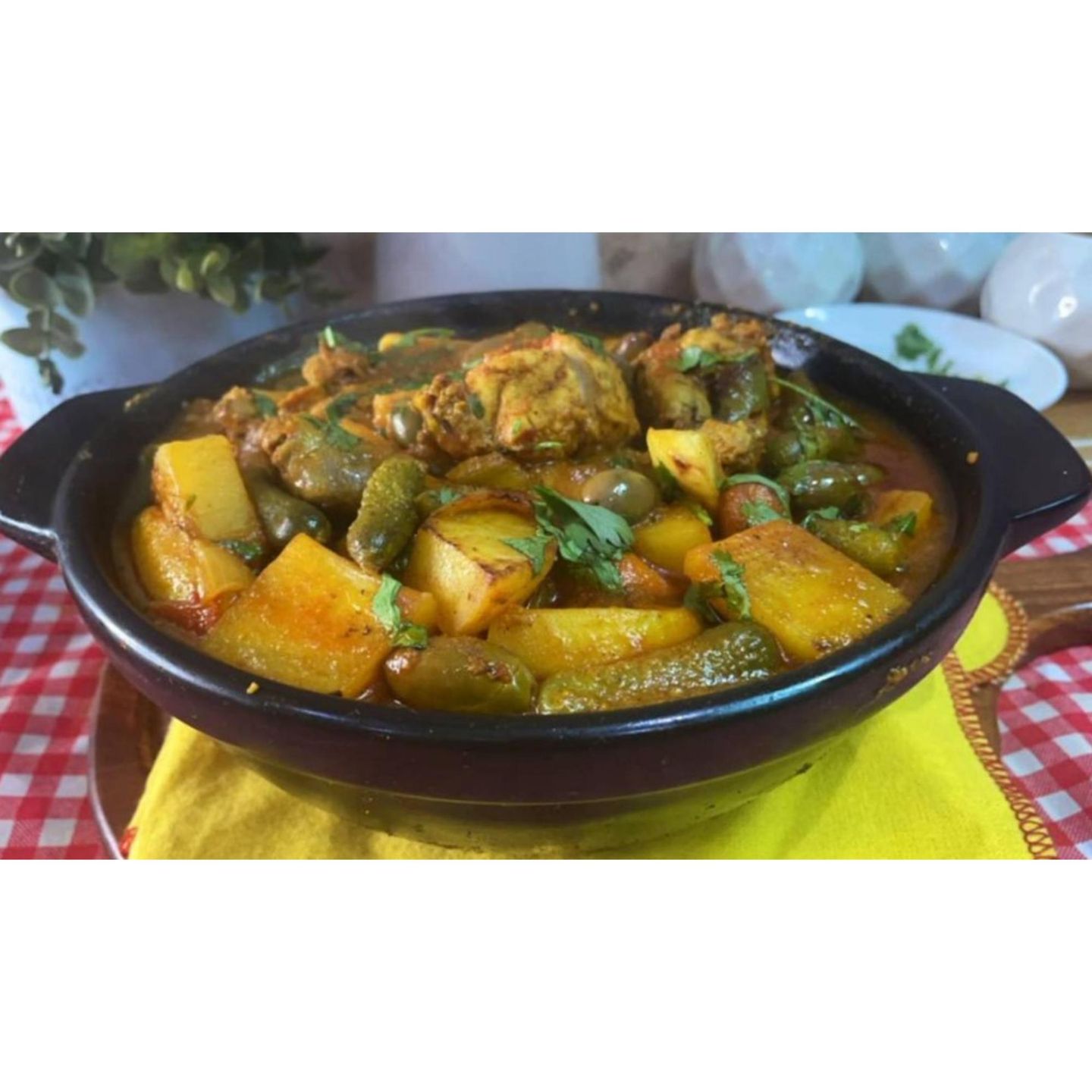 نص طاجن مع الرز