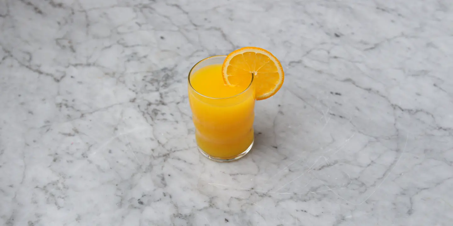 عصير برتقال طازج