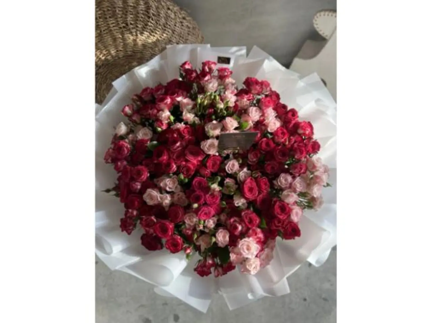 Baby Rose Bank And Red Package