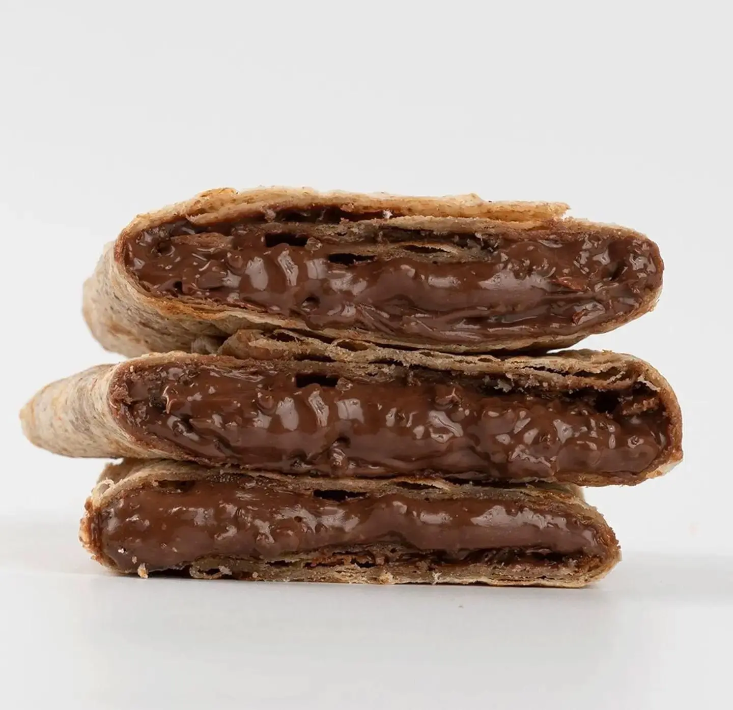 فطيرة نوتيلا وفول سوداني