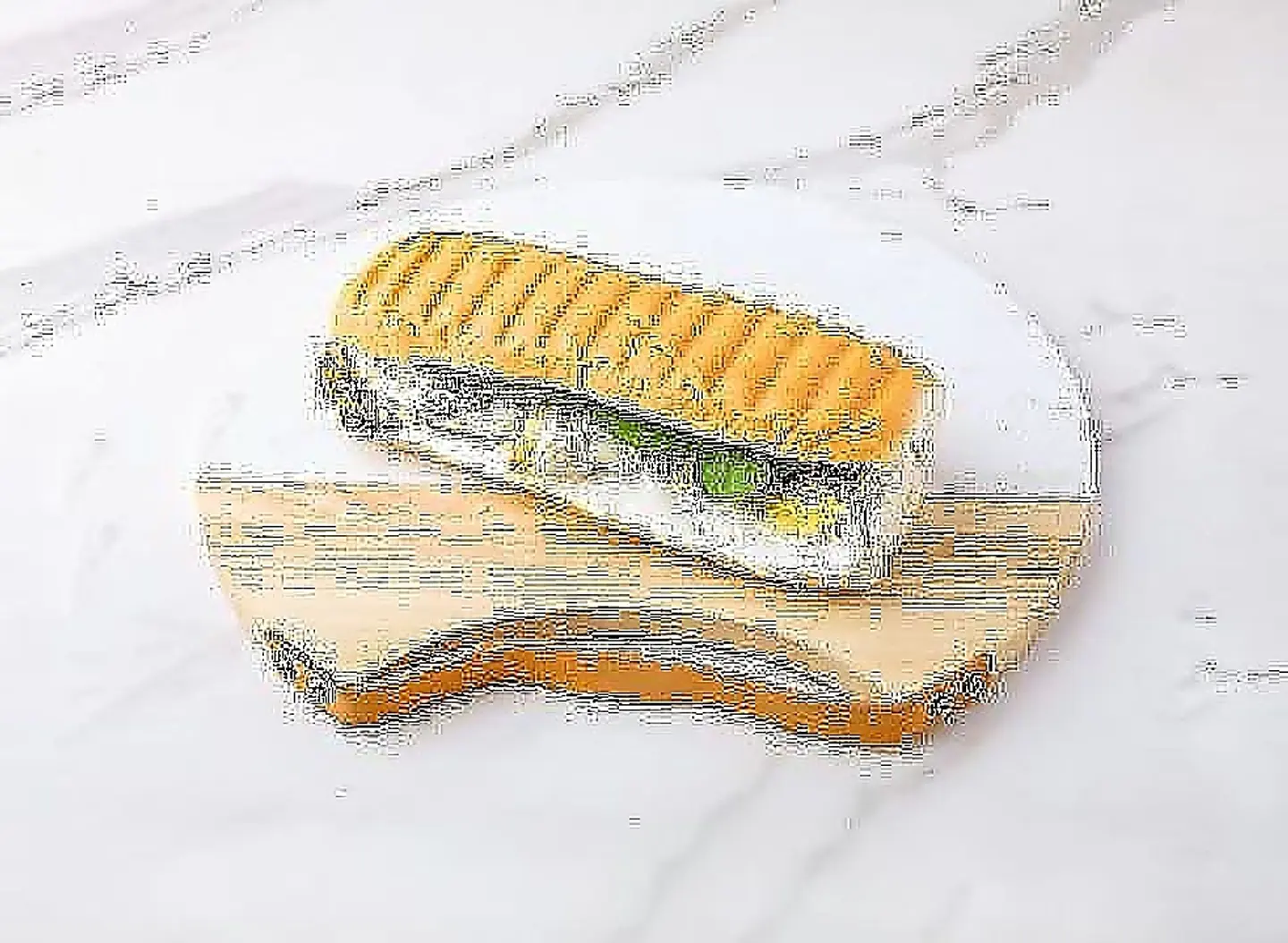 ساندوتش بيض عيون