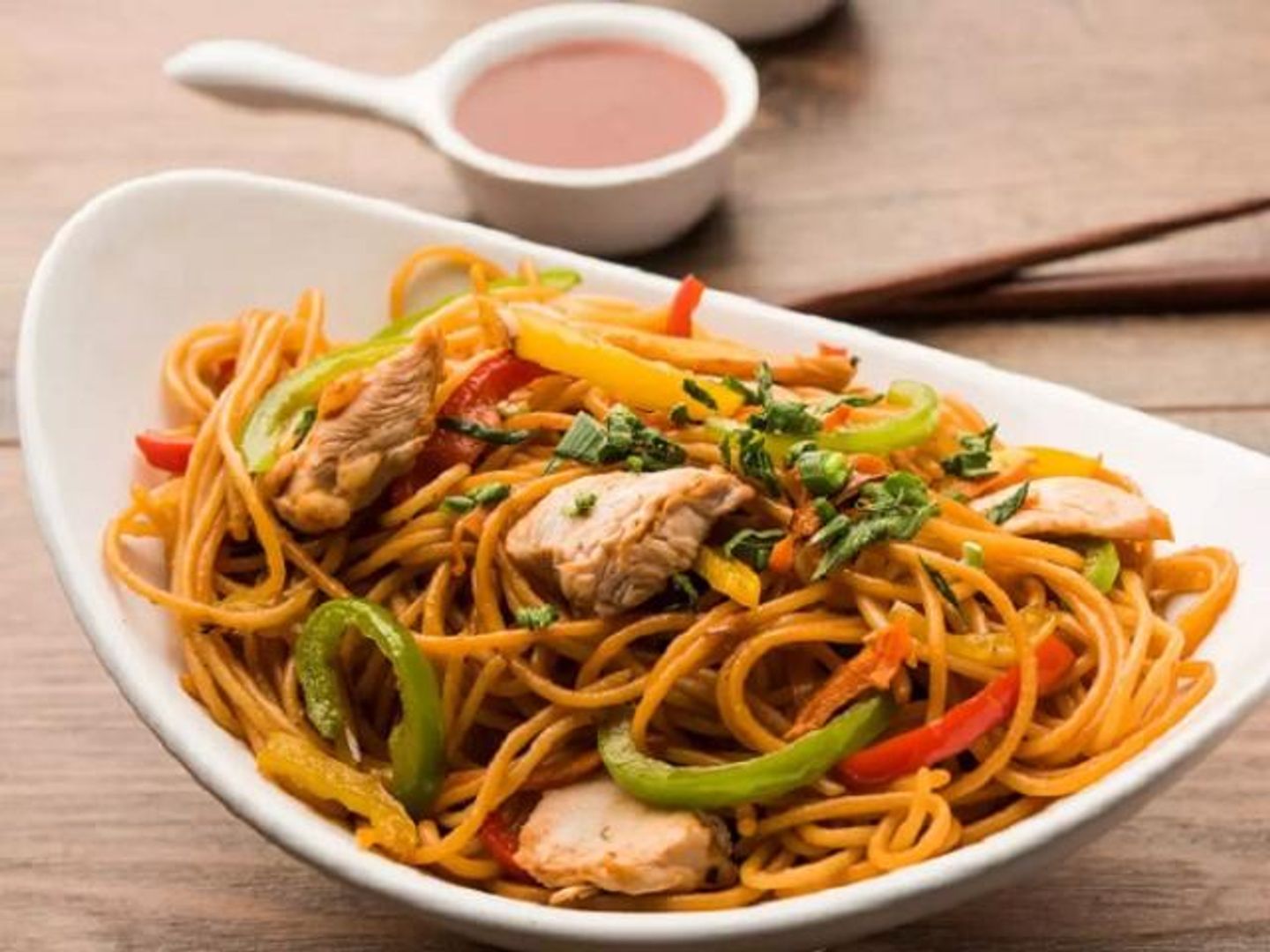 Non Vegetarian Mixed Noodles