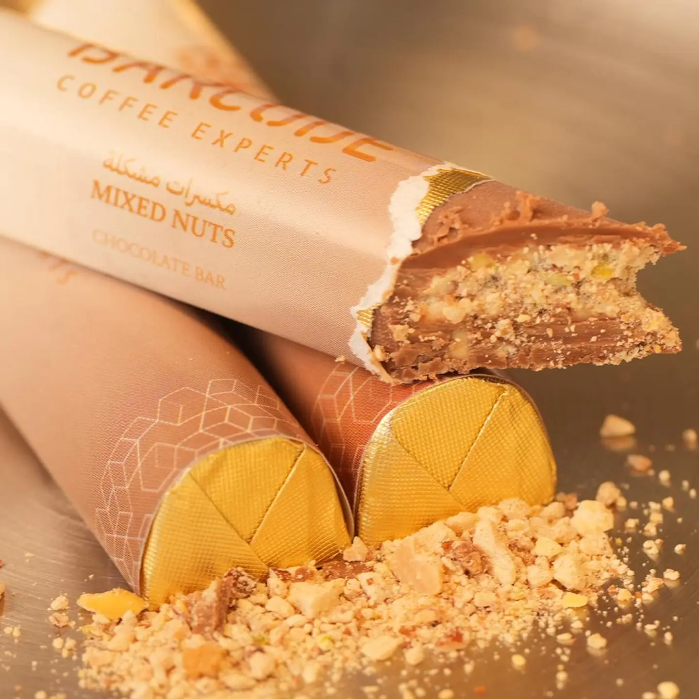 شوكلت بار بالمكسرات المشكلة