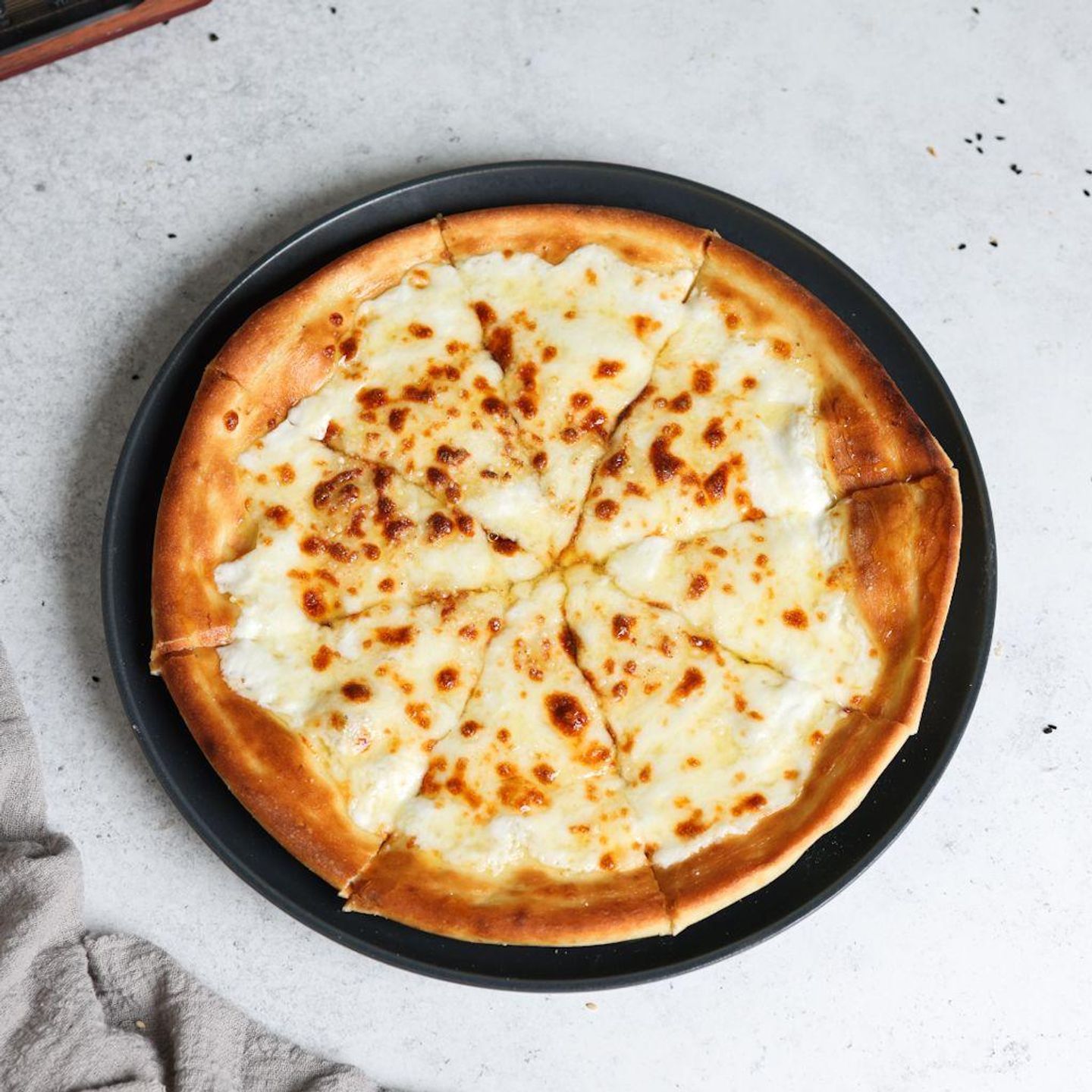 Ash Albulbul Pizza
