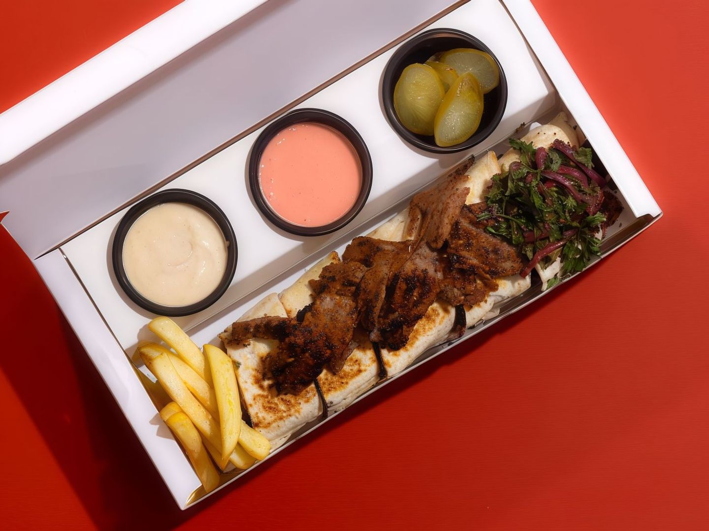 صحن شاورما عربي لحم وسط