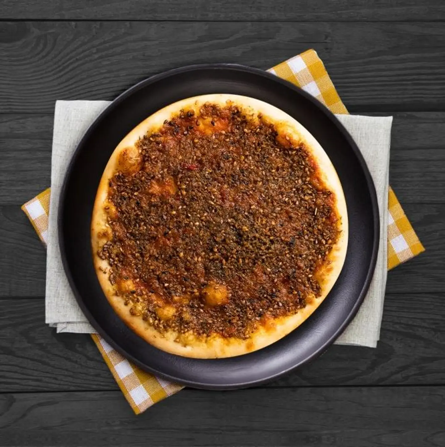 فطيرة محمرة بالزعتر