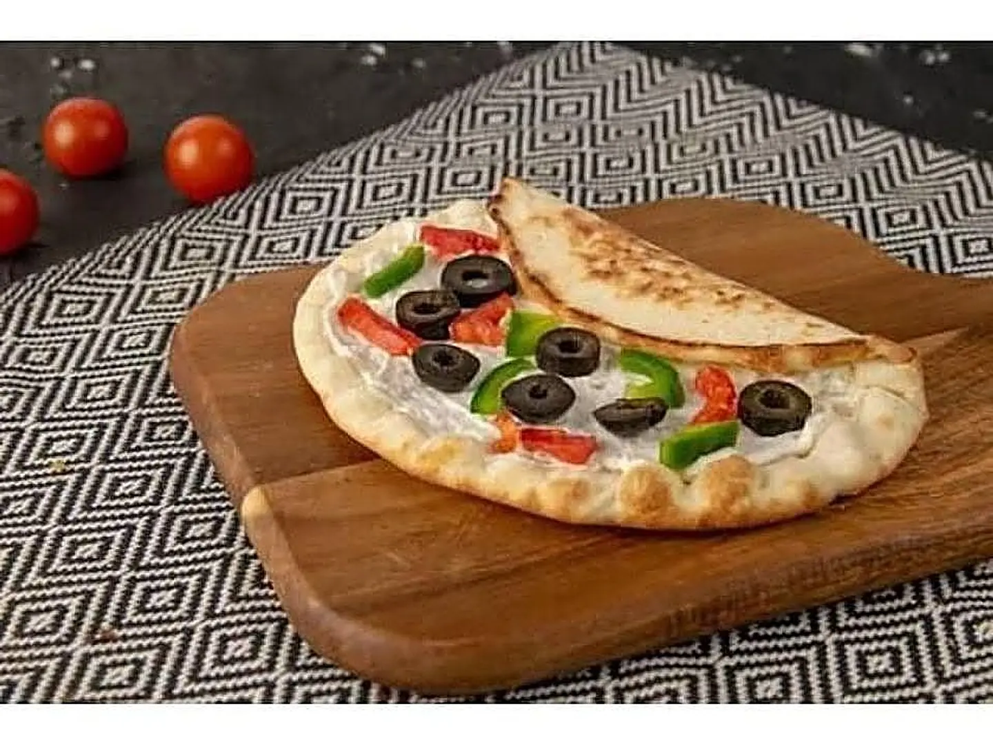 Labneh Pie With Vegetables