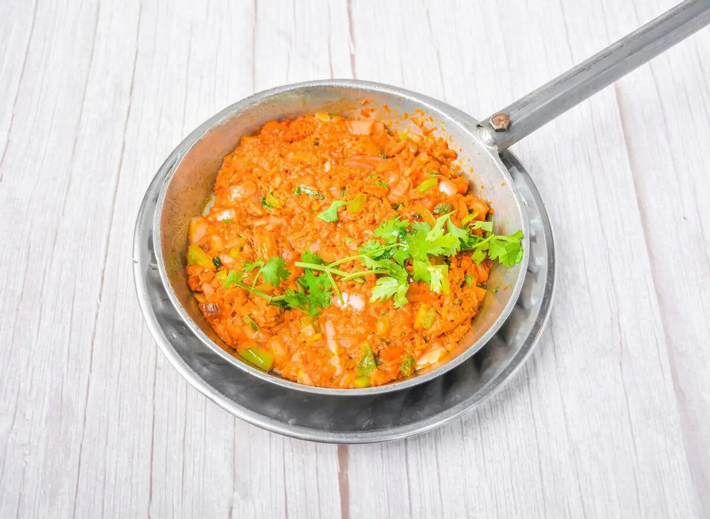 Makshan Tawa Tuna