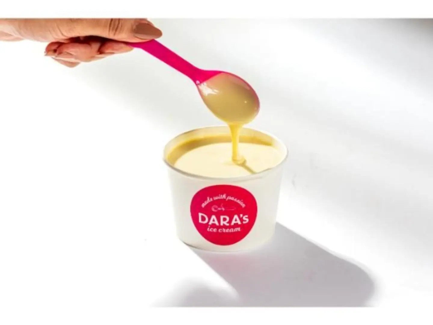White Belgian Chocolate Sauce Cup