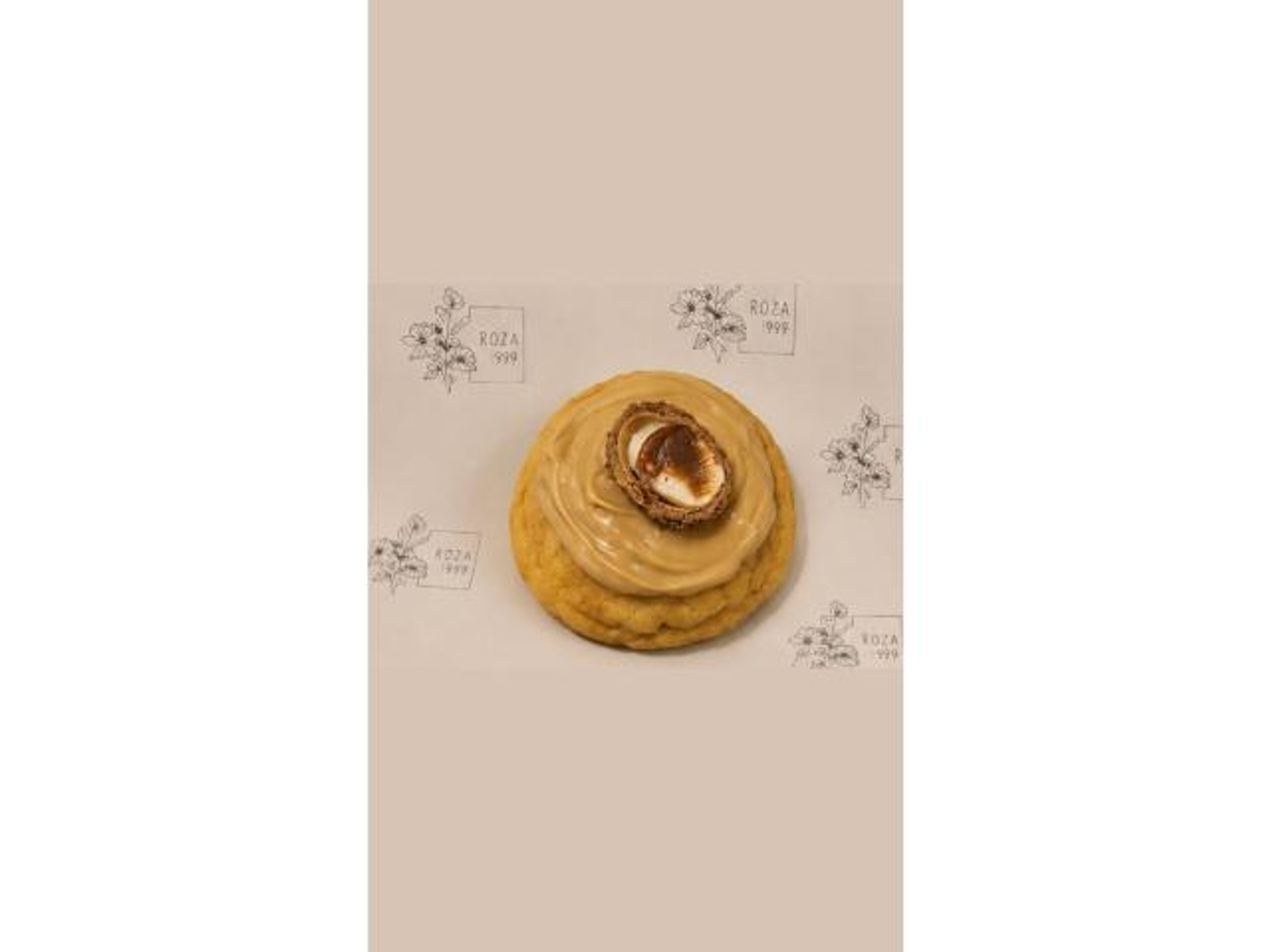 Cookie Filled With Belgian Chocolate And Kinder Sauce
