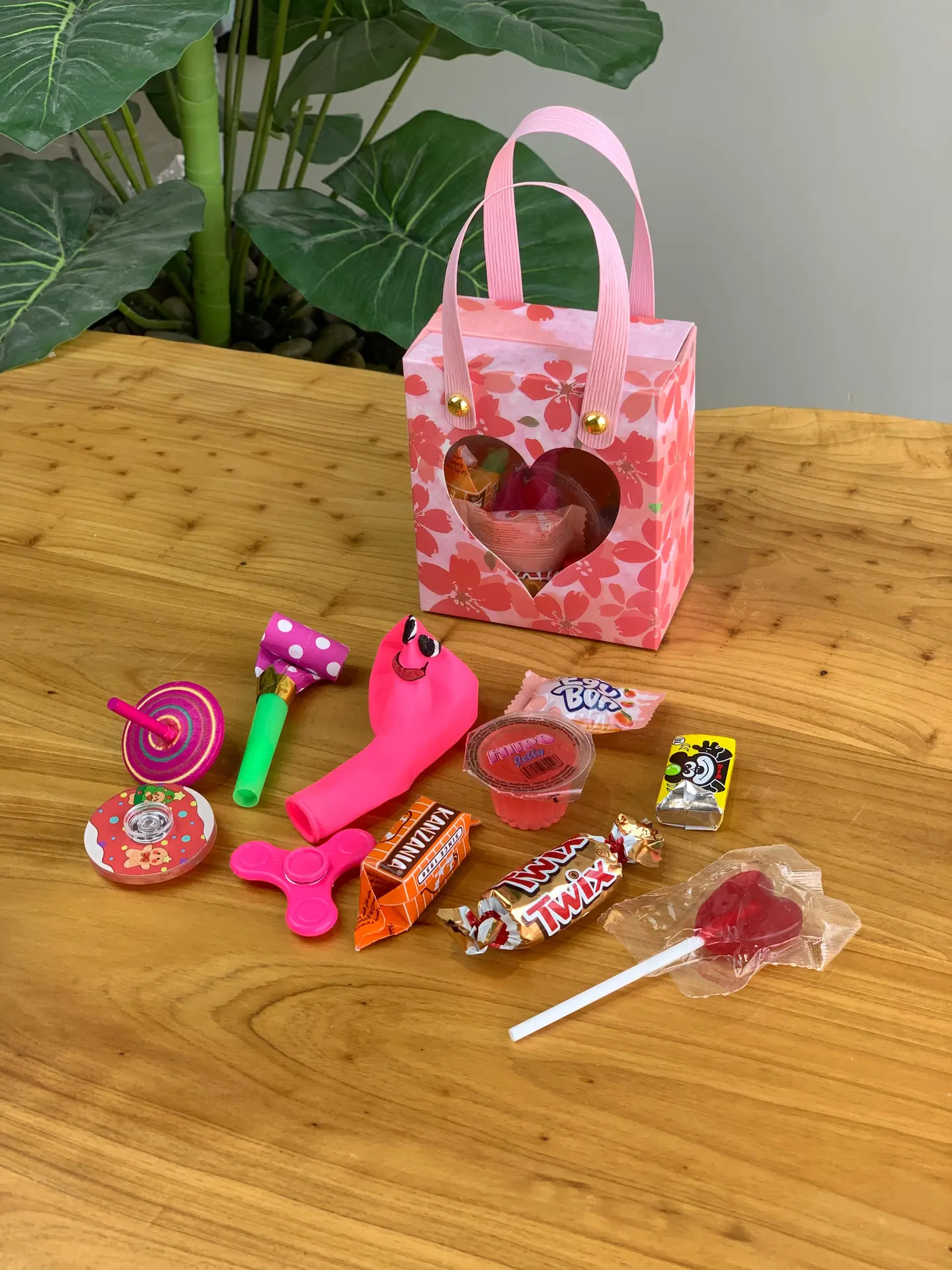 توزيعات العيد ( بنات )