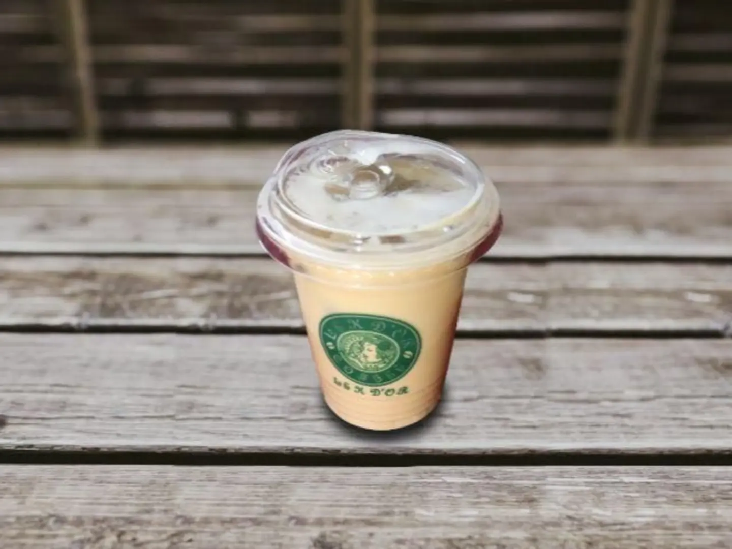 ايس شيكن وايت موكا