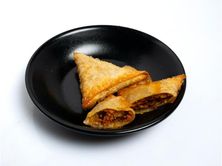 سمبوسة لحم طازج