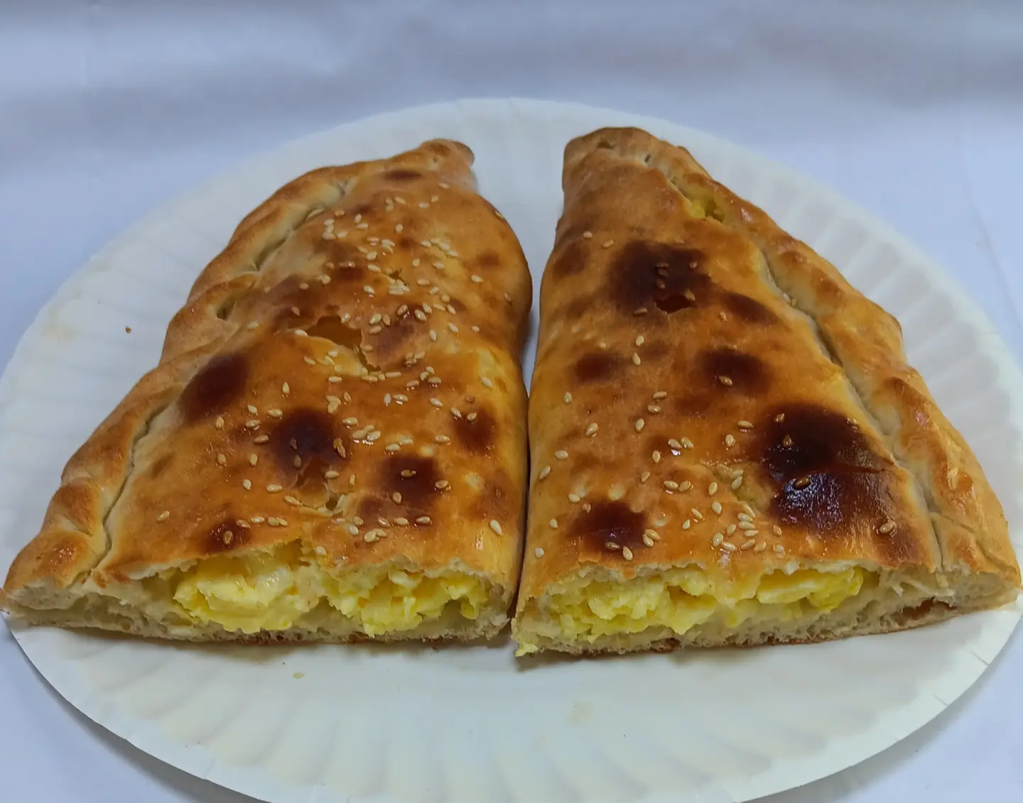 Pie Fried Egg With Liquid Chesse