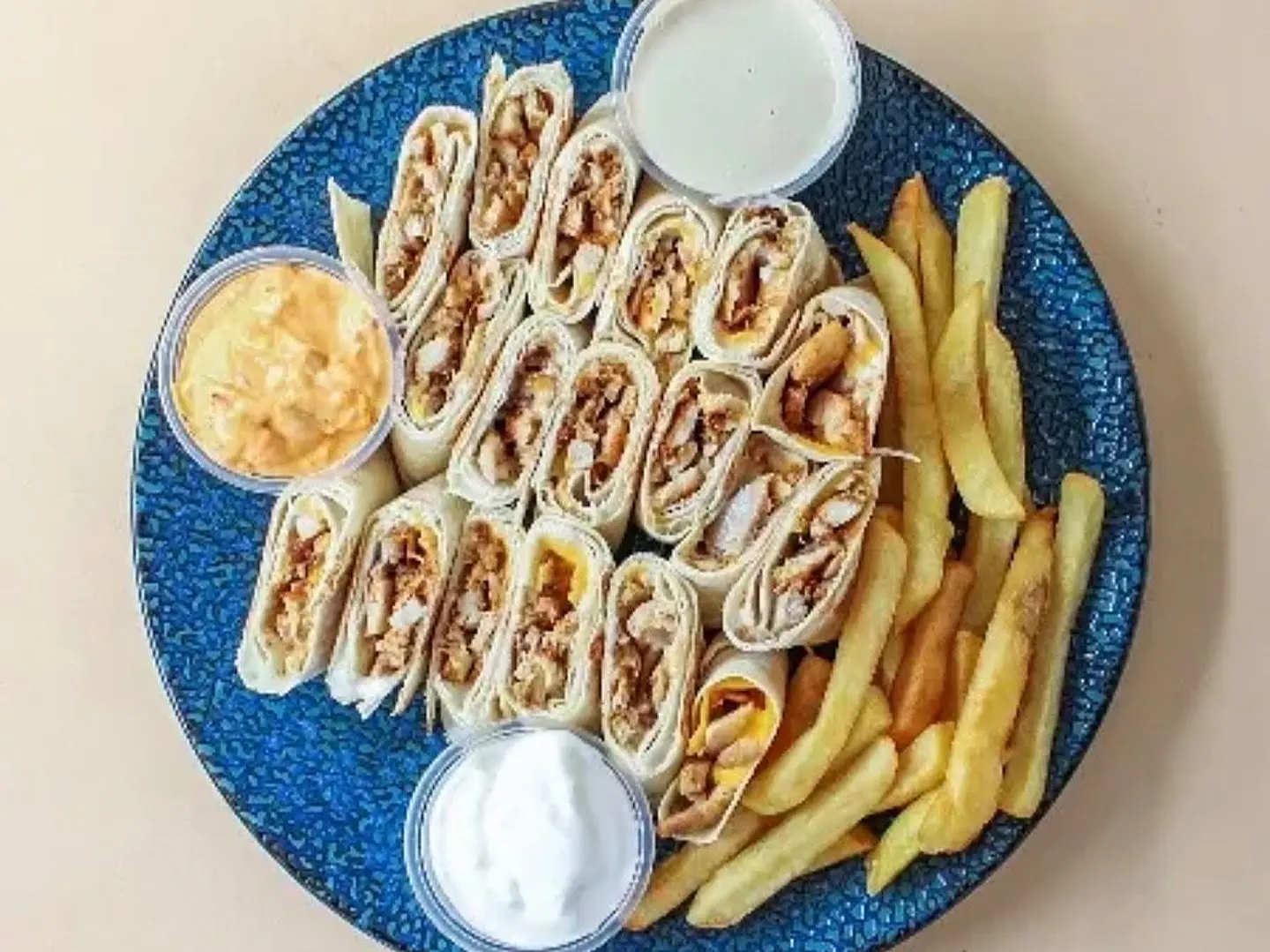 صحن عربي دبل مع الجبنة