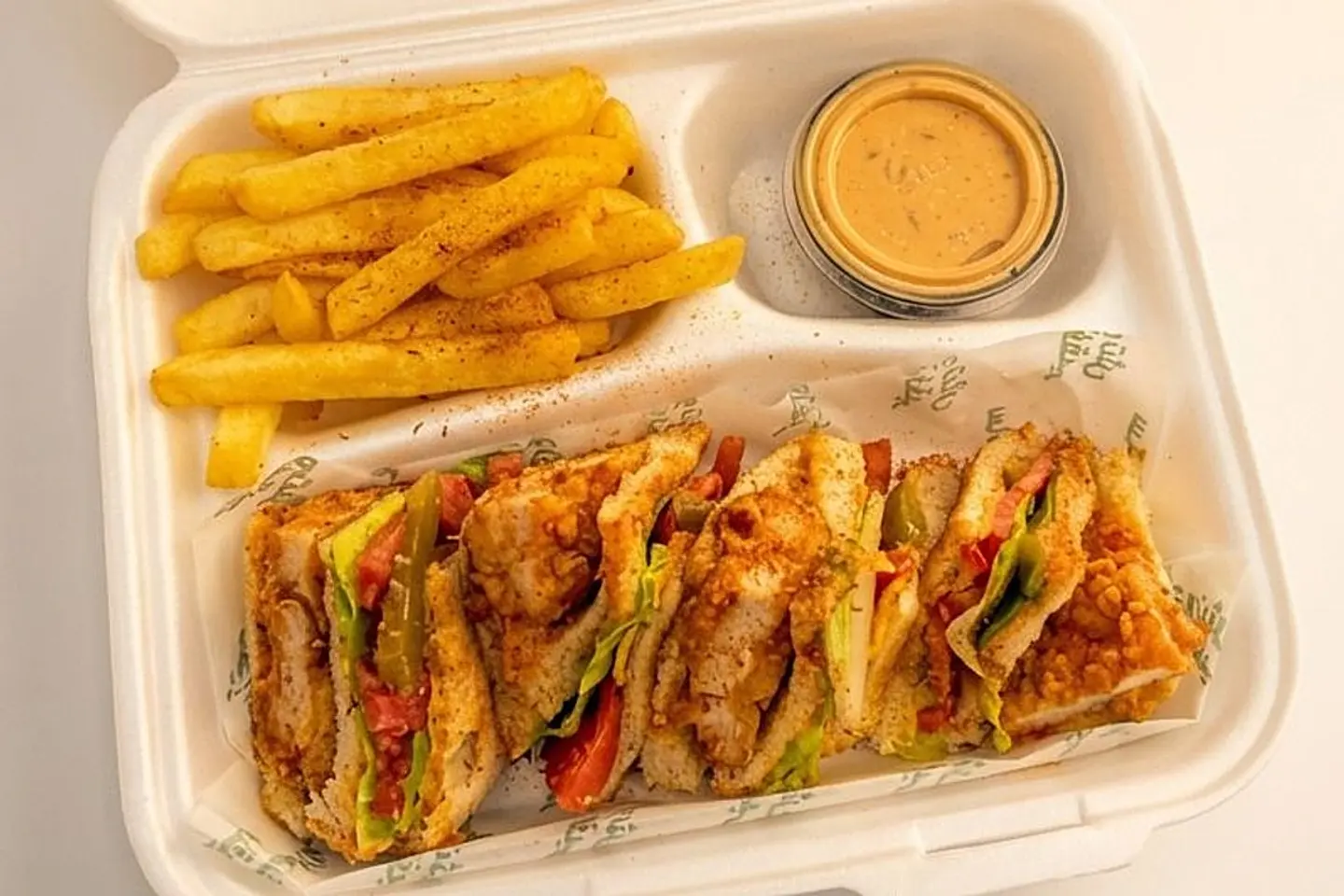 كلوب ساندوتش دجاج