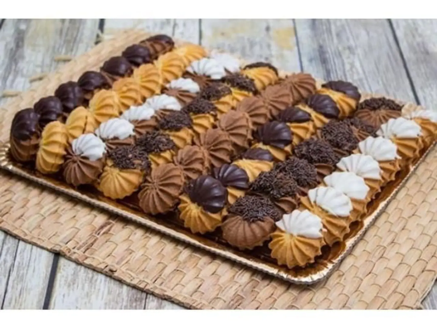 Petit Four