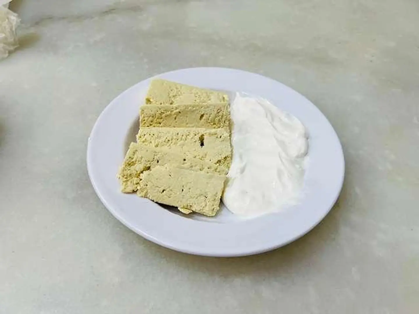 Halawa With Cream Plate