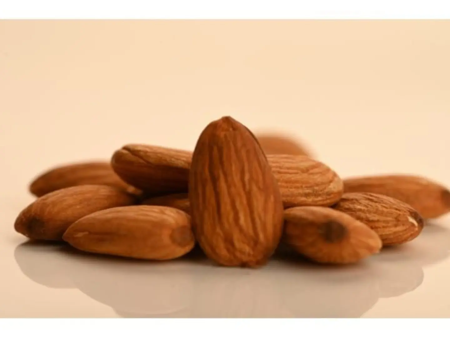 Almond Raw
