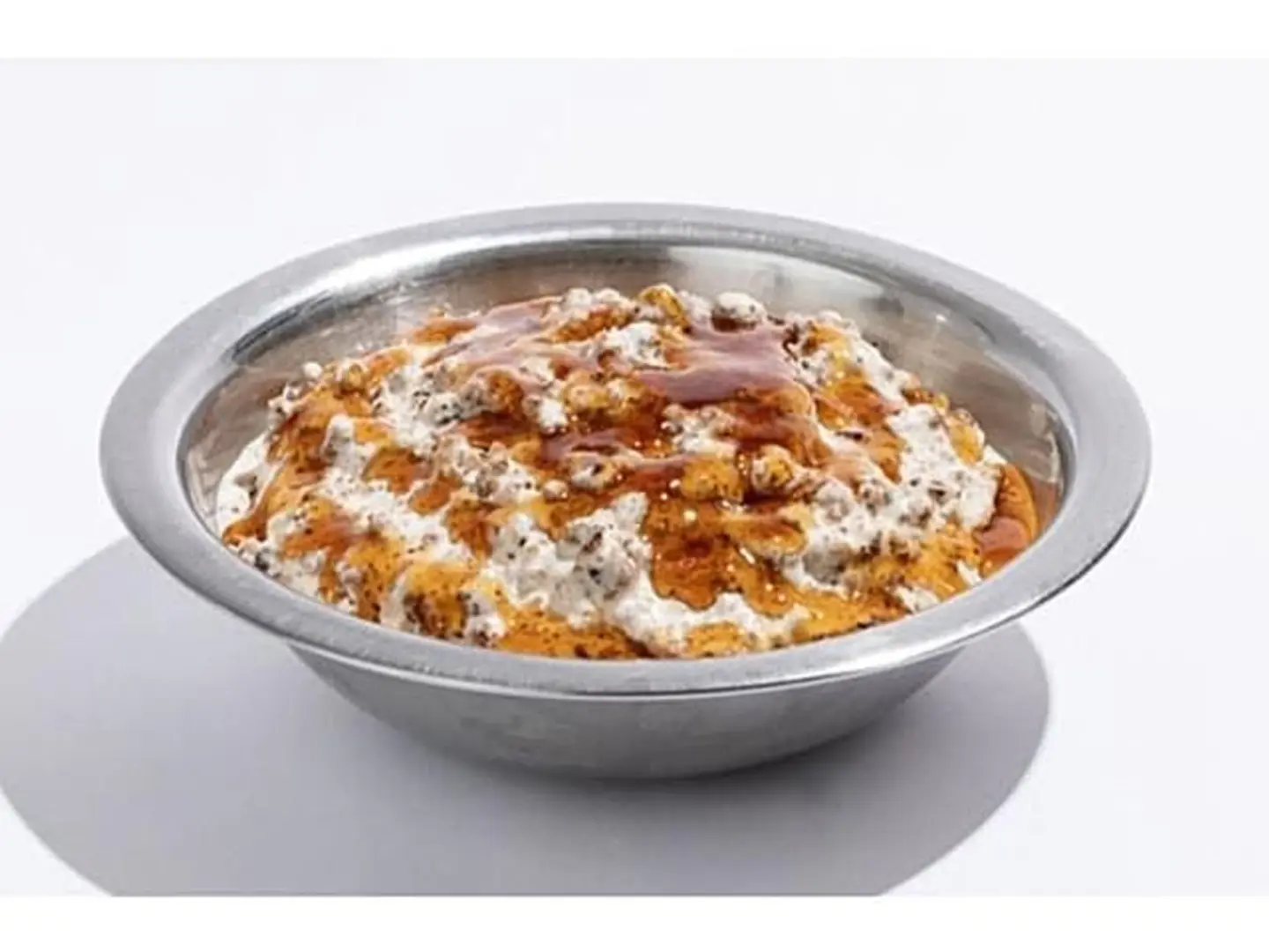 معصوب بالقشطة والعسل .