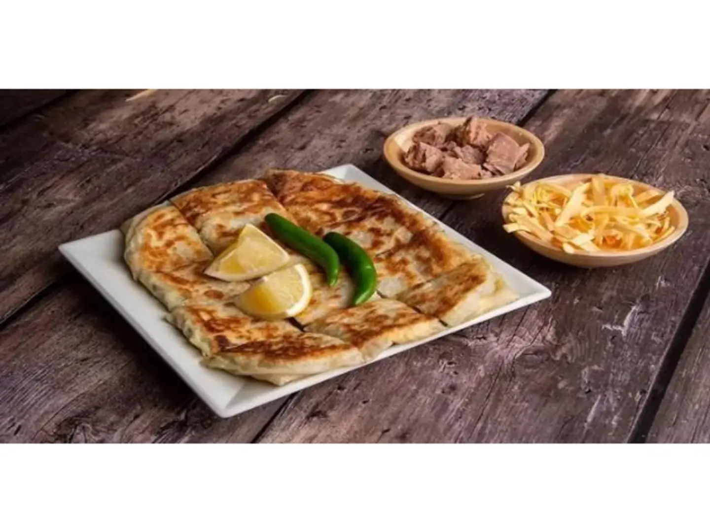 Vegetable With Tuna And Cheddar Cheese Mutabbak