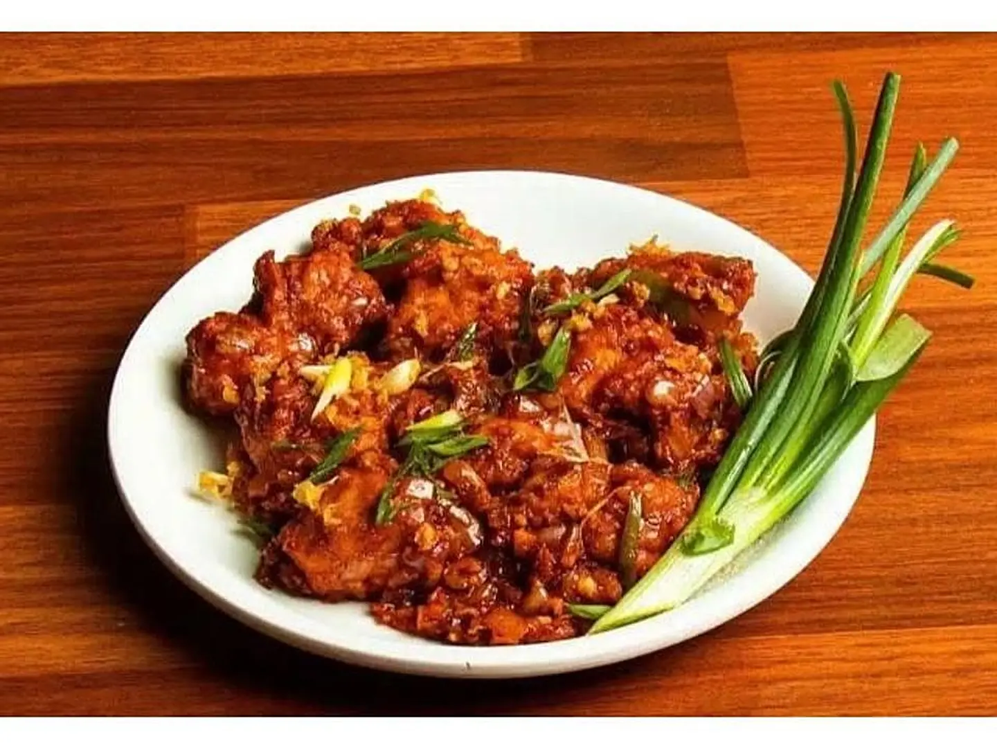 دجاج بصلصة الثوم الحارة