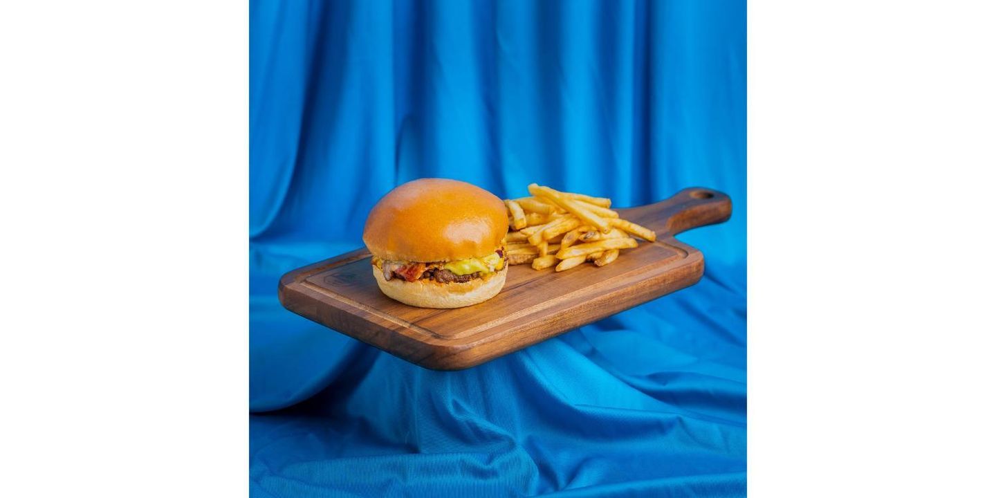 Guacamole Beef Burger