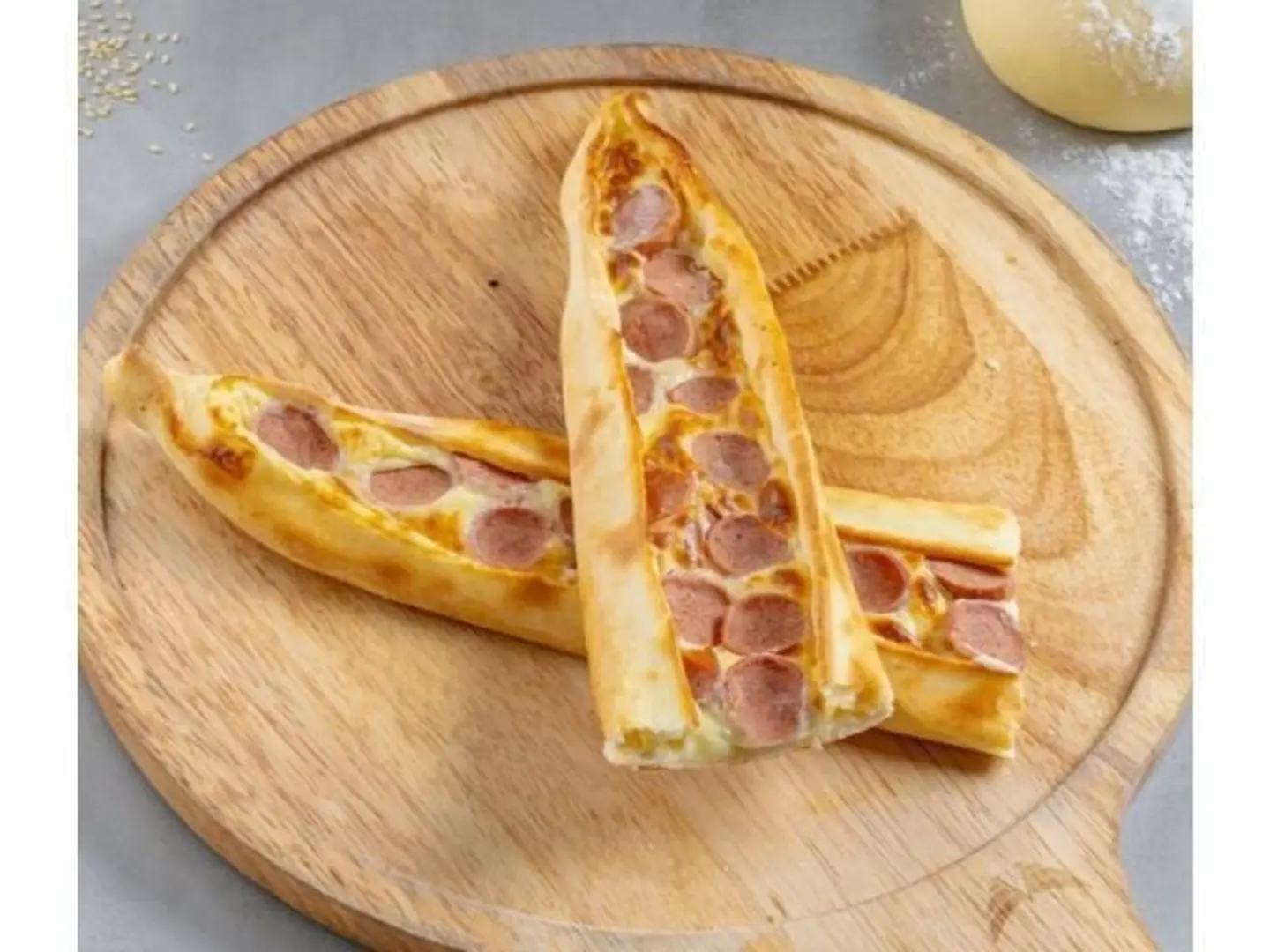 Hot Dog With Mozzarella Pie