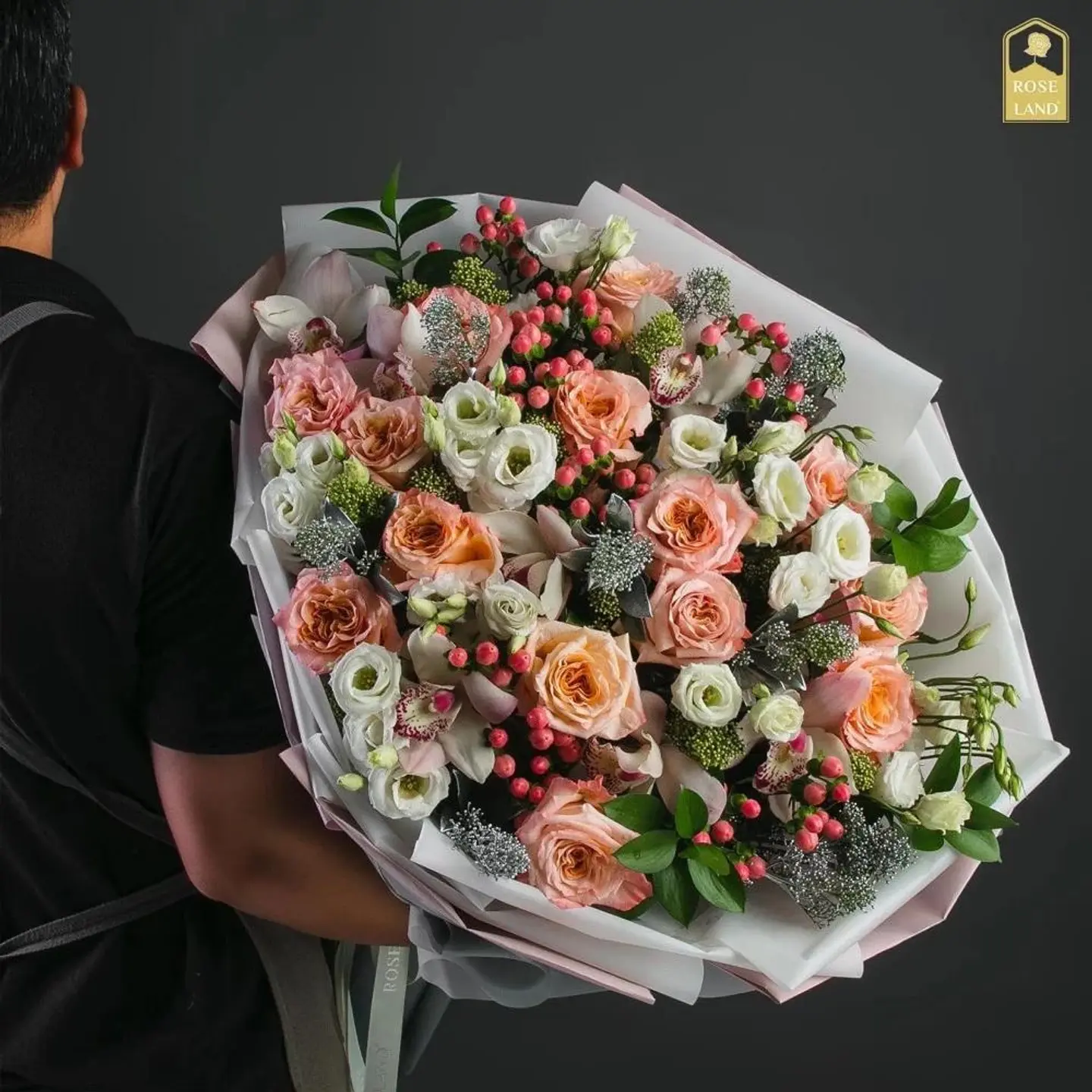 باقة ورود هولندي وإكوادوري متنوعة